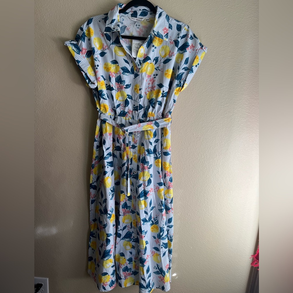 Chic Floral Belted Maxi Dress